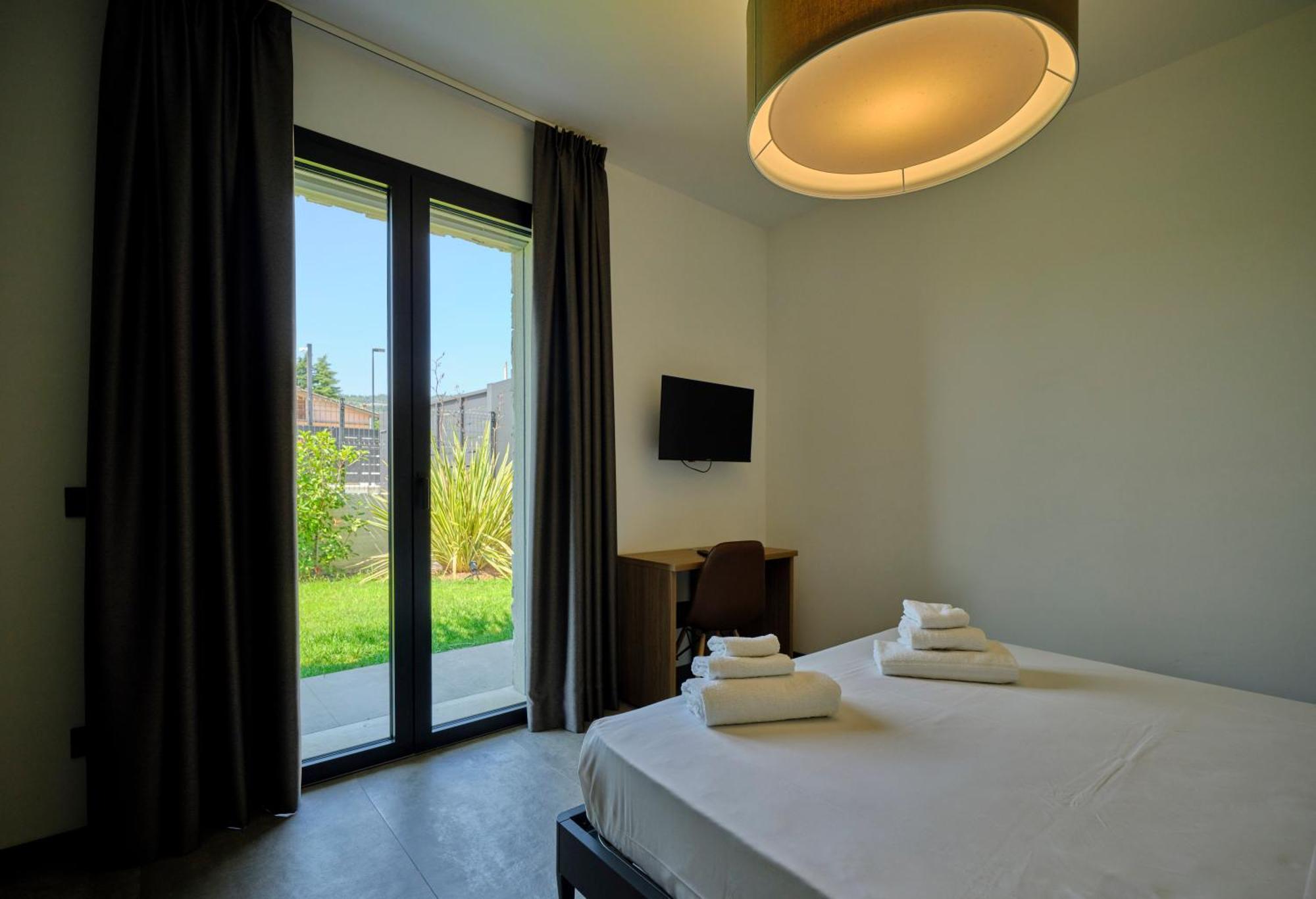 Apartmentsgarda Garda  Esterno foto