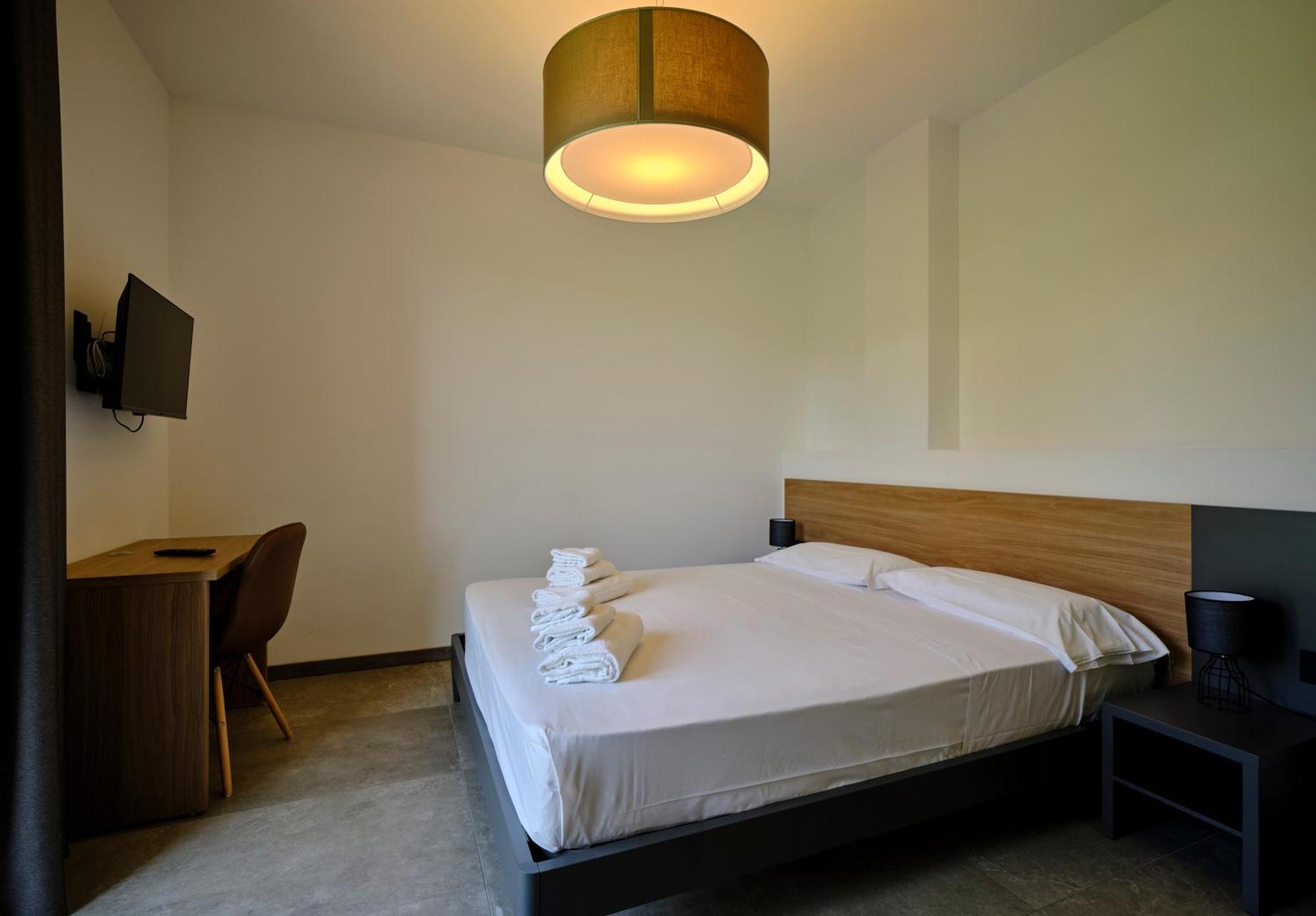 Apartmentsgarda Garda  Esterno foto