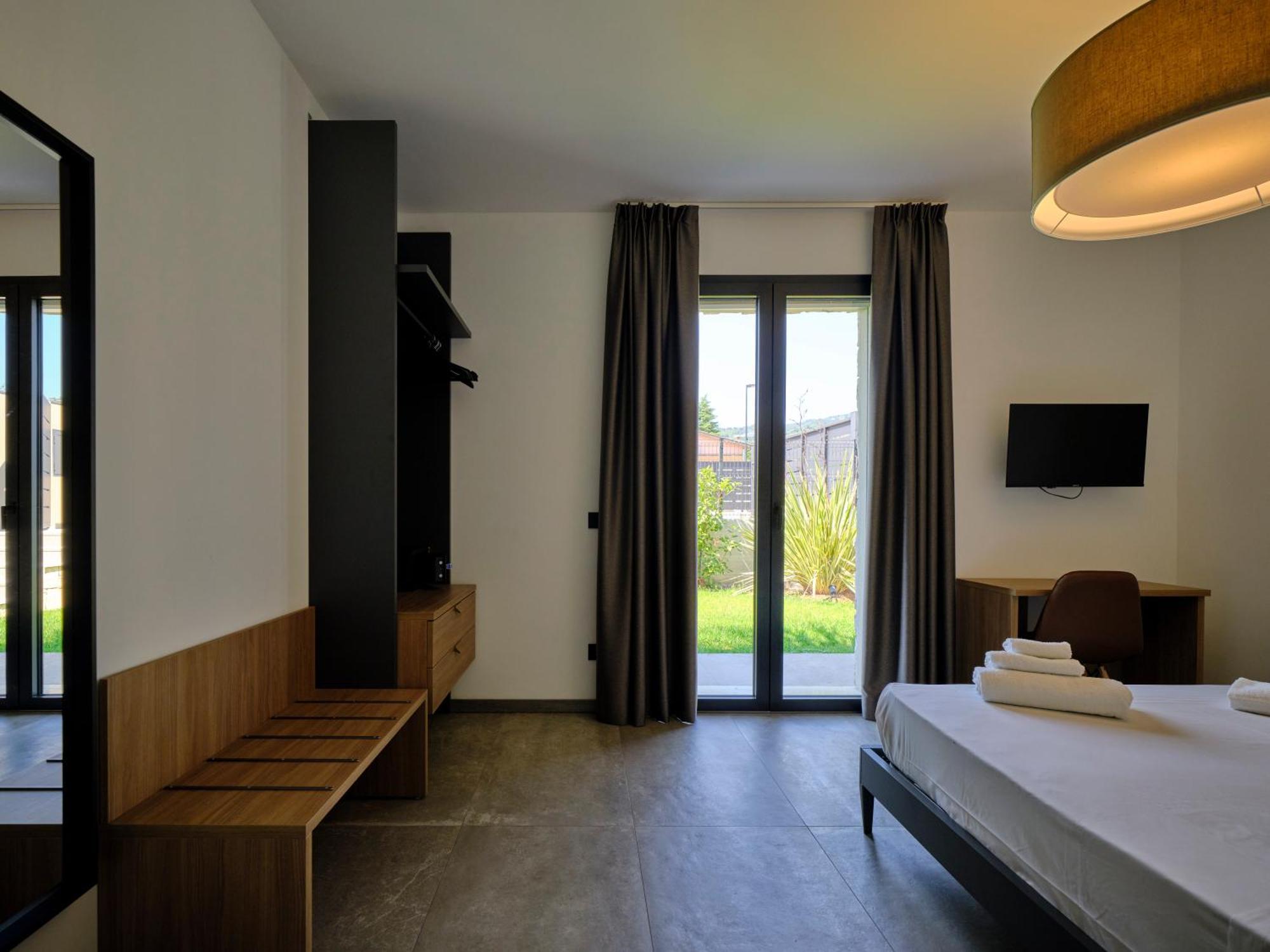 Apartmentsgarda Garda  Esterno foto
